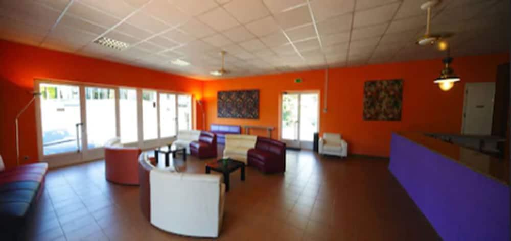 Pension Compostela Inn Cacheiras Екстериор снимка