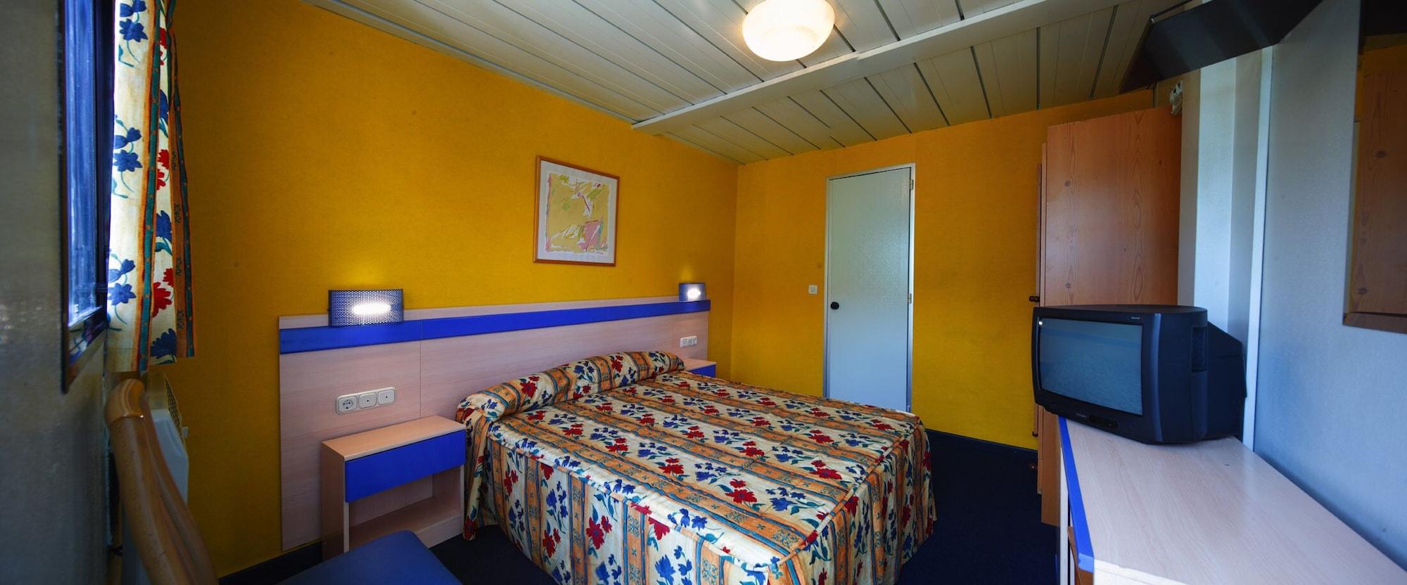 Pension Compostela Inn Cacheiras Екстериор снимка